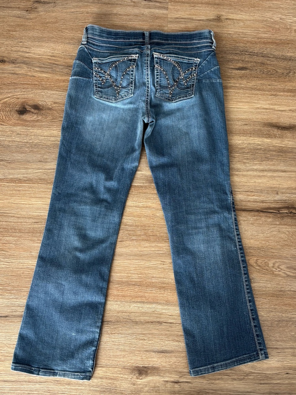 Q-baby Wrangler 7/8 x 32 WRQ25ST women’s jeans. Preloved. Med Rise. See info: - Picture 5 of 12